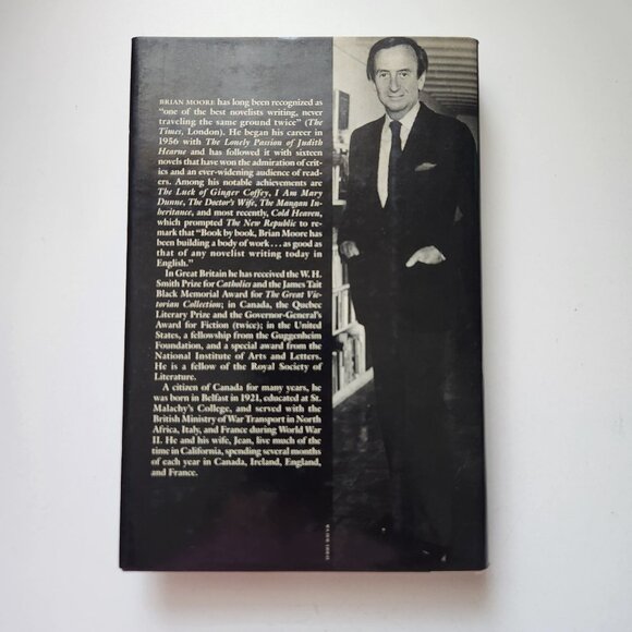 Black Robe By Brian Moore 1985 First Edition Hardcover Novel - Picture 4 of 14